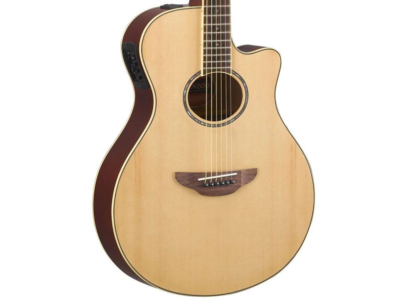 Yamaha APX600 - Natural